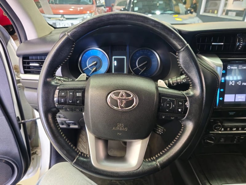 Toyota Fortuner 2021 - Imagen 13 de 20