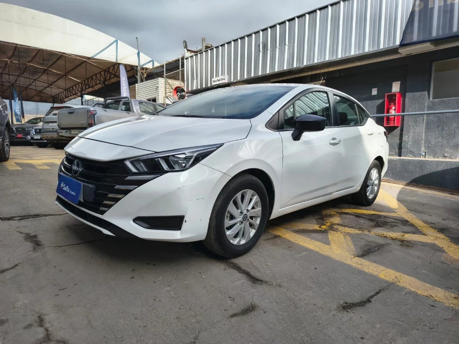 Nissan Versa 2025 - Foto 2 de 20
