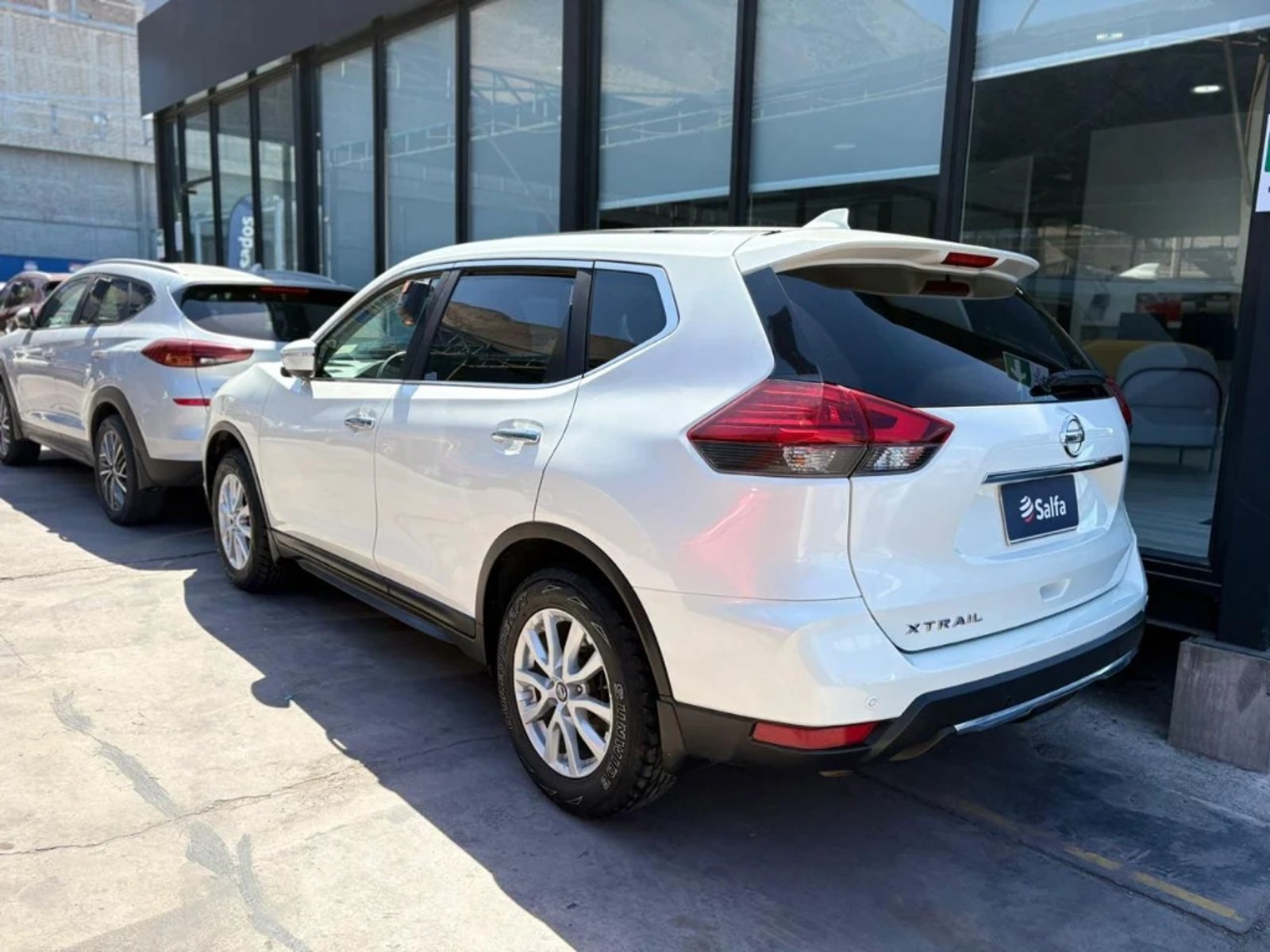 Nissan X-TRAIL 2.5 SENSE MC 4X2 CVT AT 5P 2022 - Foto 5 de 11