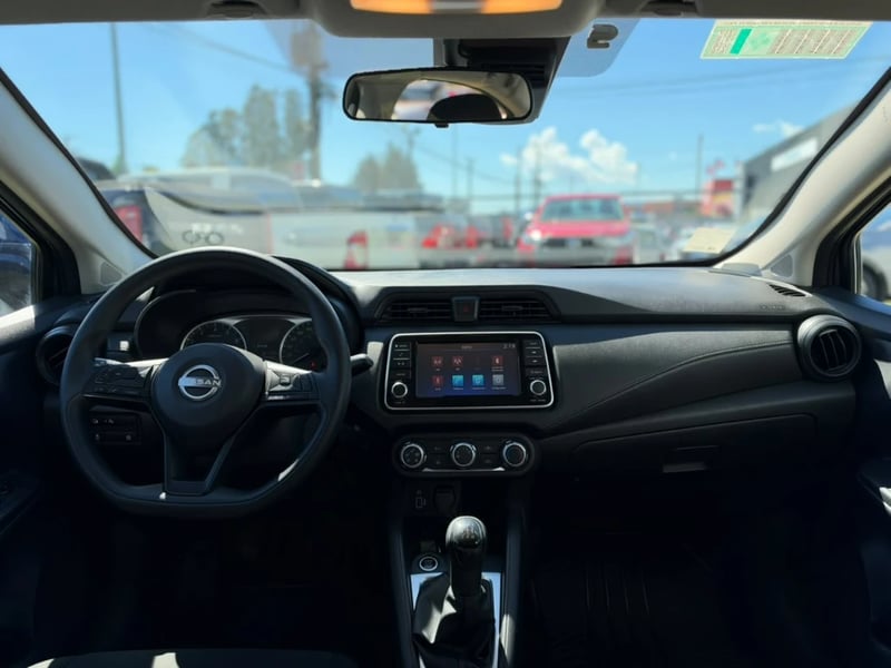 Nissan Versa 2025 - Imagen 11 de 20