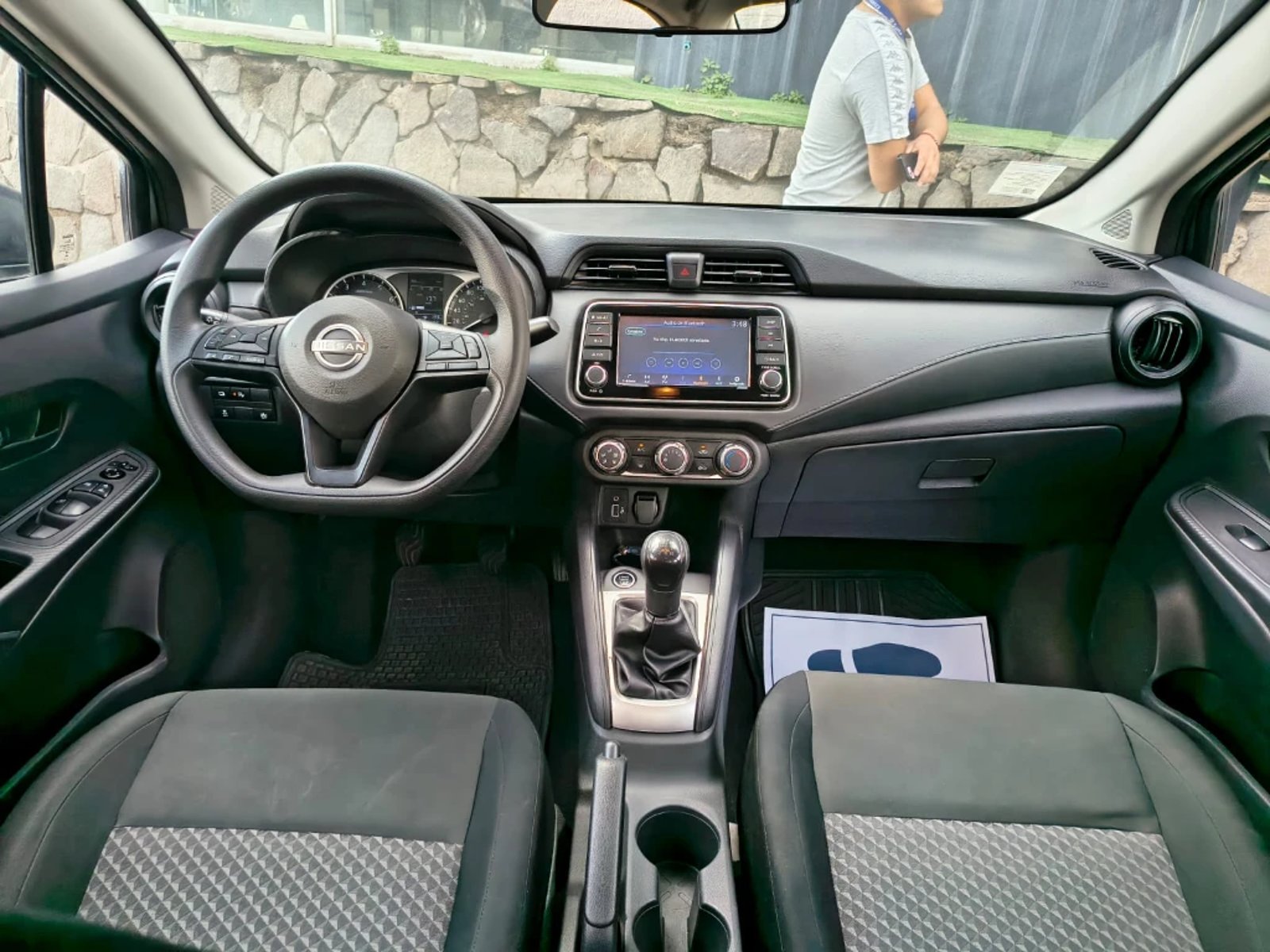 Nissan Versa 2025 - Imagen 11 de 20
