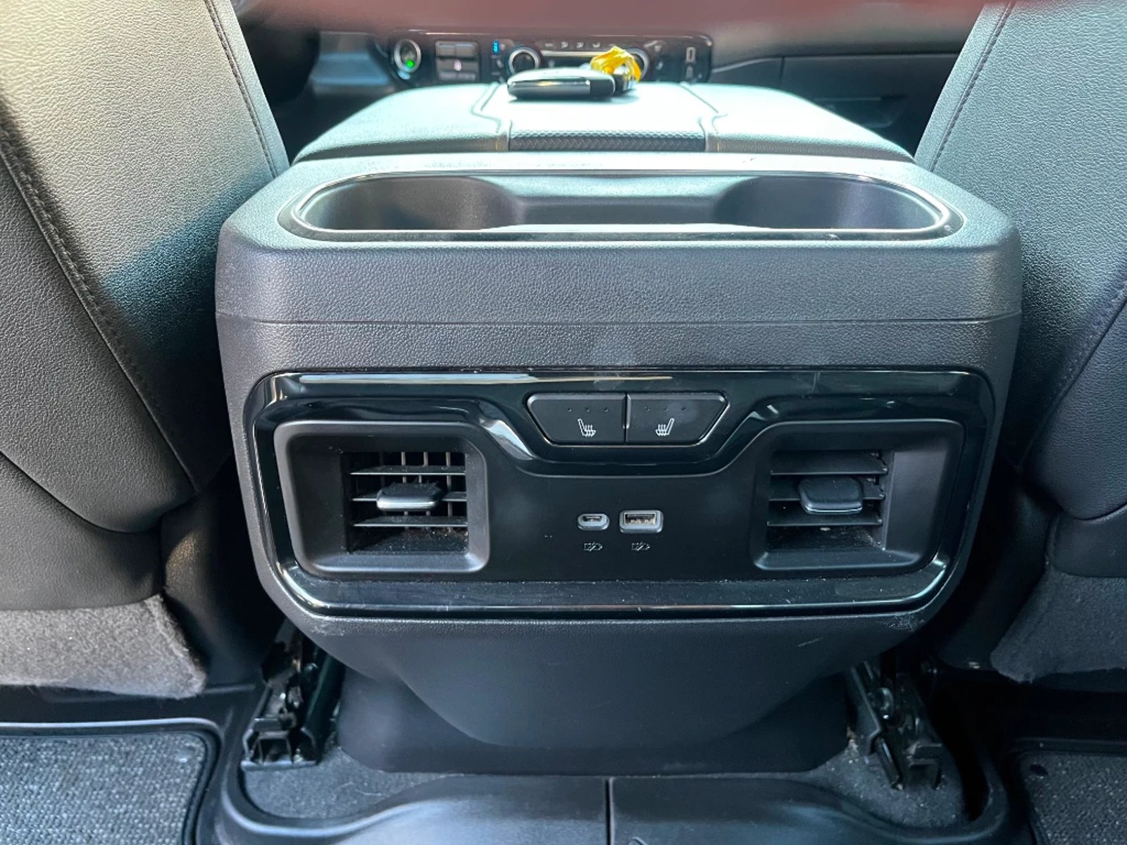 Chevrolet Silverado 2024 - Imagen 19 de 20