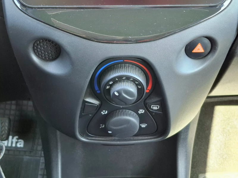 Toyota Aygo 2020 - Imagen 18 de 20