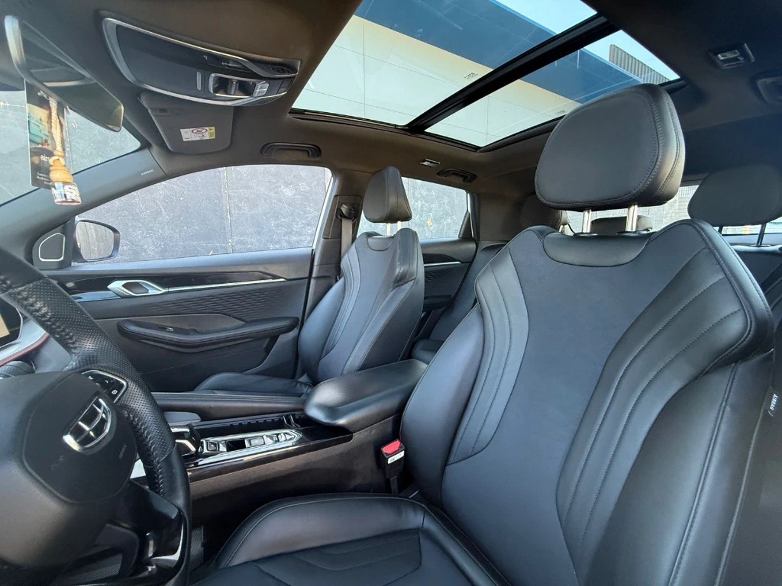 Geely COOLRAY 1.5 SPORT PLUS 4X2 AT 5P 2024 - Imagen 12 de 20