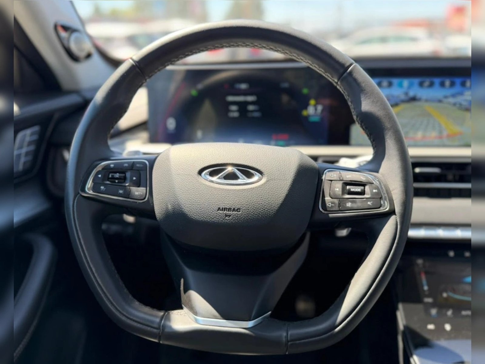 Chery TIGGO 8 PRO 2.0 TGDI GLX PRO MAX AWD AT 5P 2024 - Imagen 17 de 20