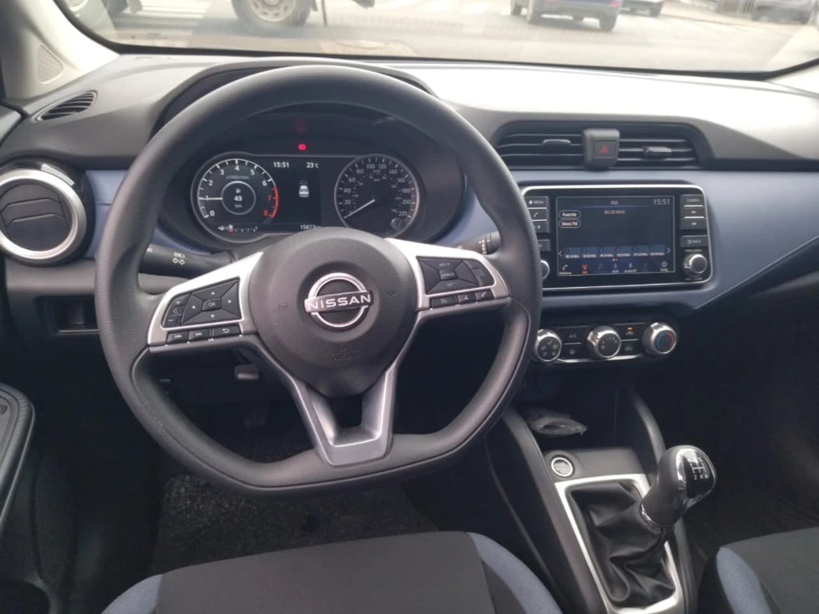 Nissan Versa 2024 - Imagen 10 de 20