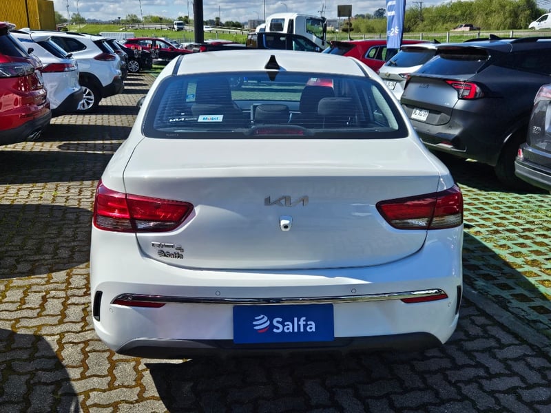Kia Rio 4 2024 - Imagen 6 de 20