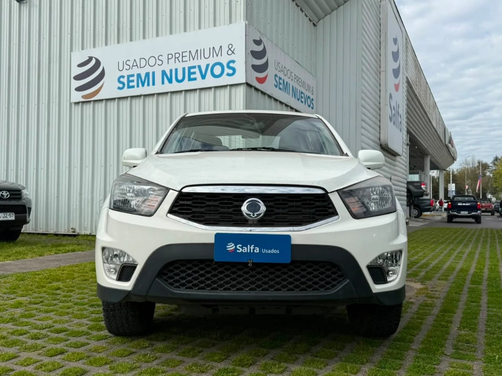 SsangYong Actyon sports 2018 - Foto 2 de 20