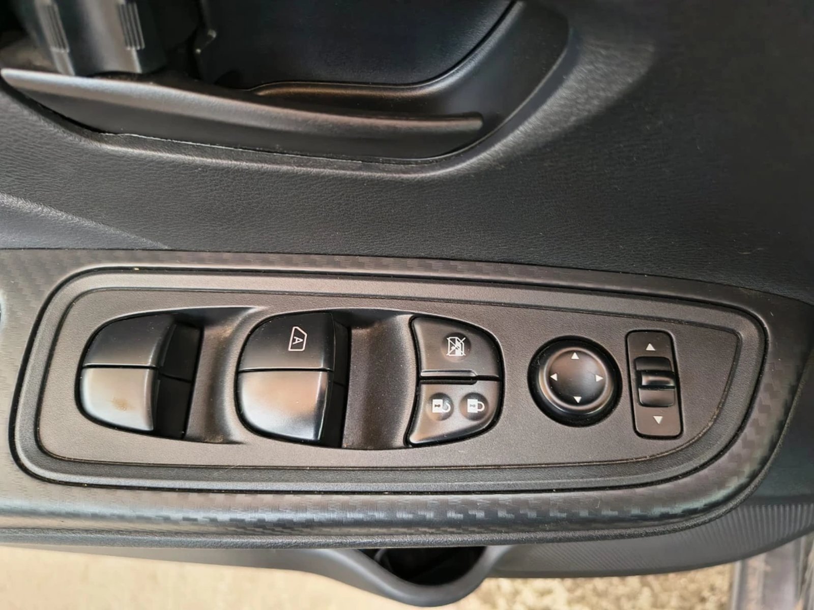 Nissan Versa 2025 - Imagen 17 de 20