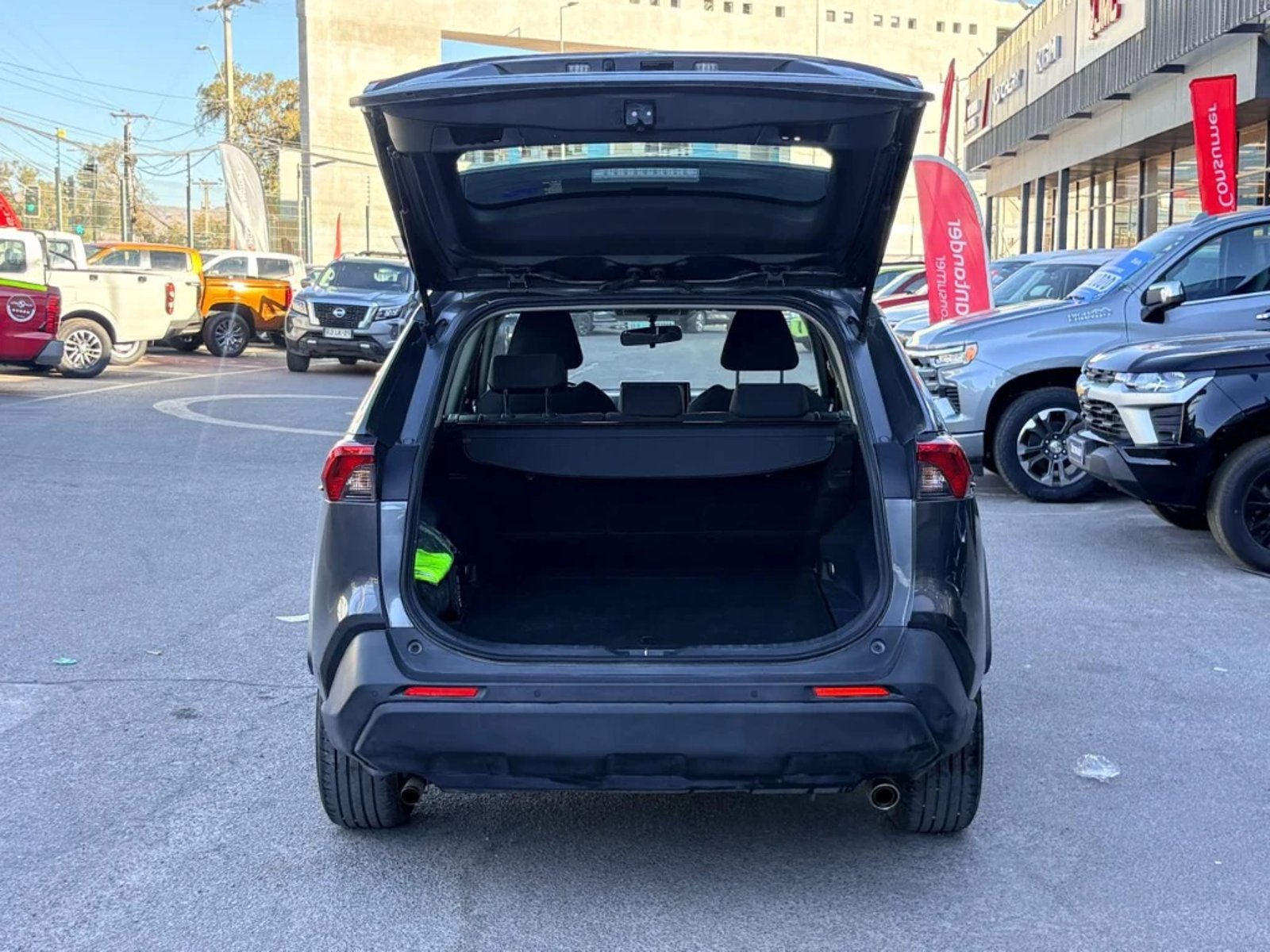 Toyota Rav4 2025 - Imagen 12 de 20