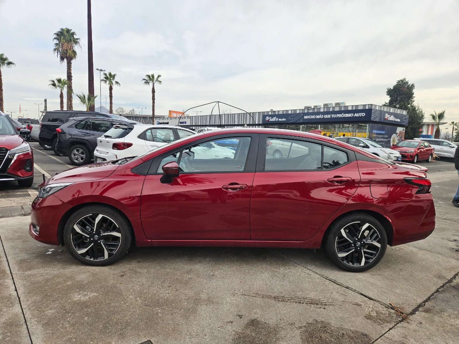 Nissan Versa 2023 - Imagen 8 de 20