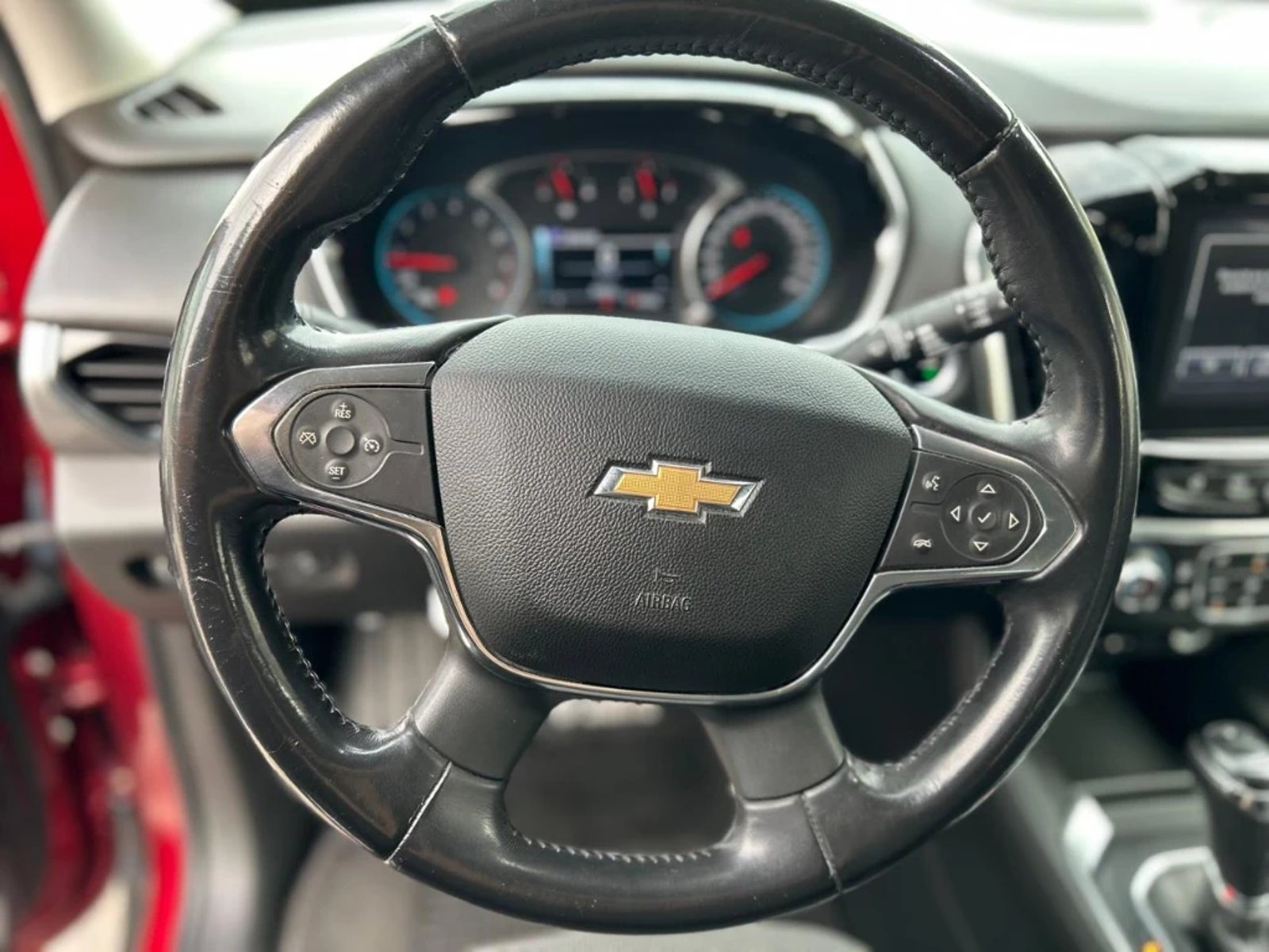 Chevrolet TRAVERSE 3.6L LT FWD AT 5P 2018 - Imagen 13 de 19