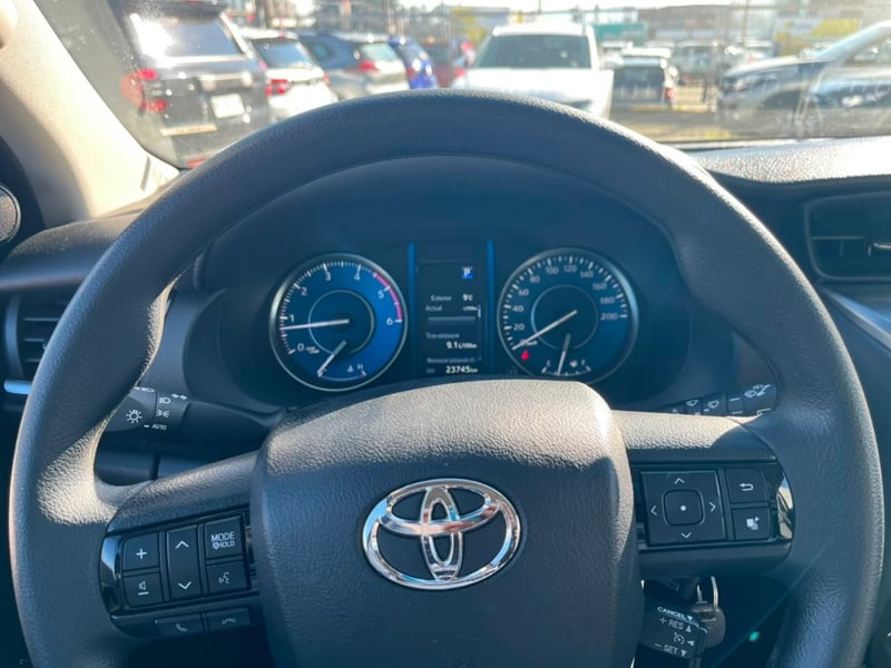 Toyota Fortuner 2024 - Imagen 14 de 20