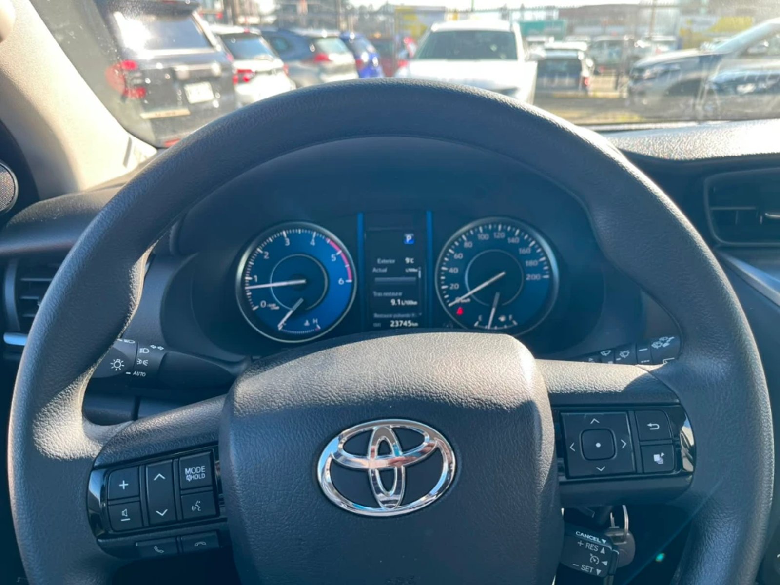 Toyota Fortuner 2024 - Imagen 6 de 12