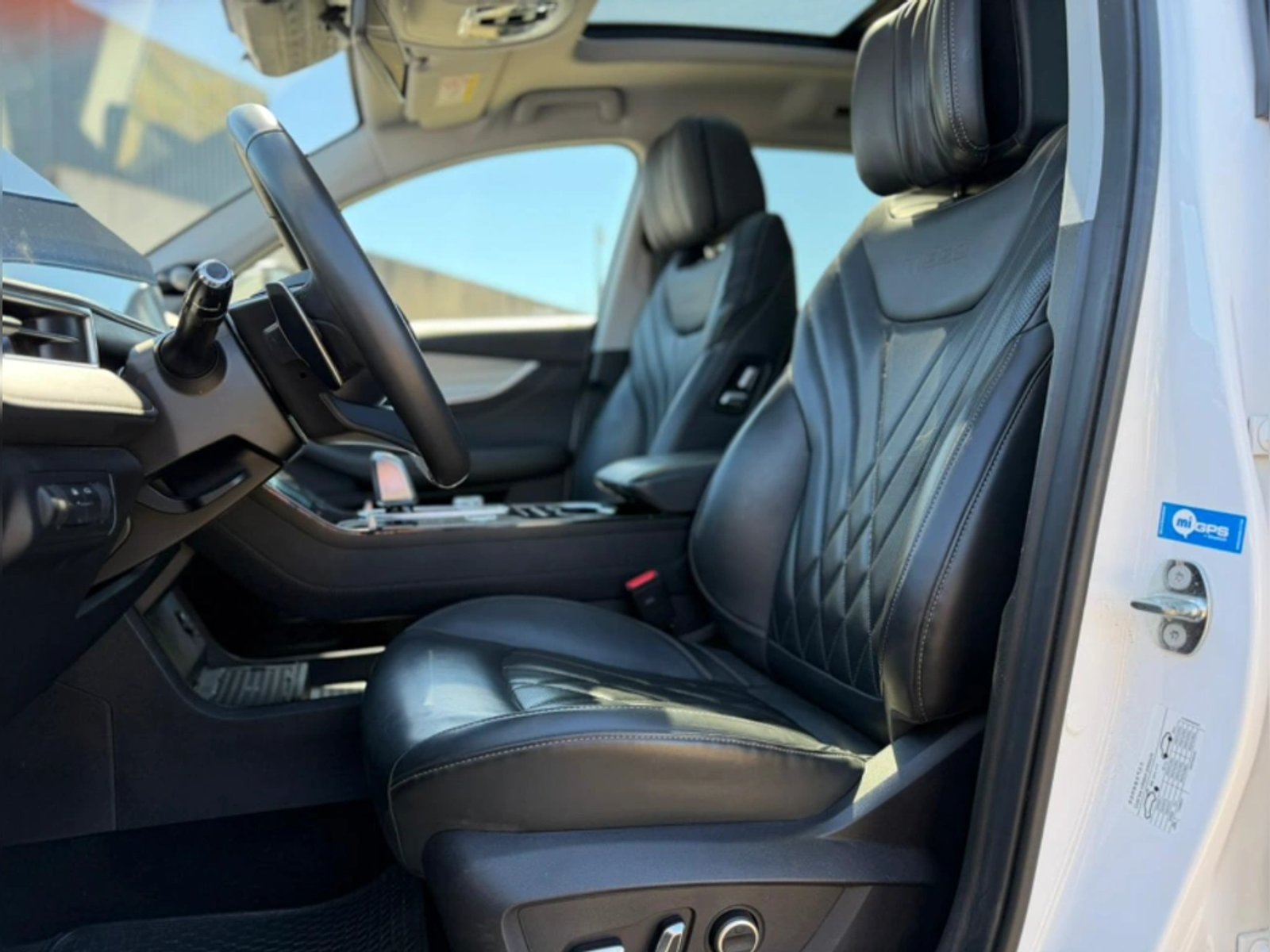 Chery TIGGO 8 PRO 2.0 TGDI GLX PRO MAX AWD AT 5P 2024 - Imagen 10 de 20