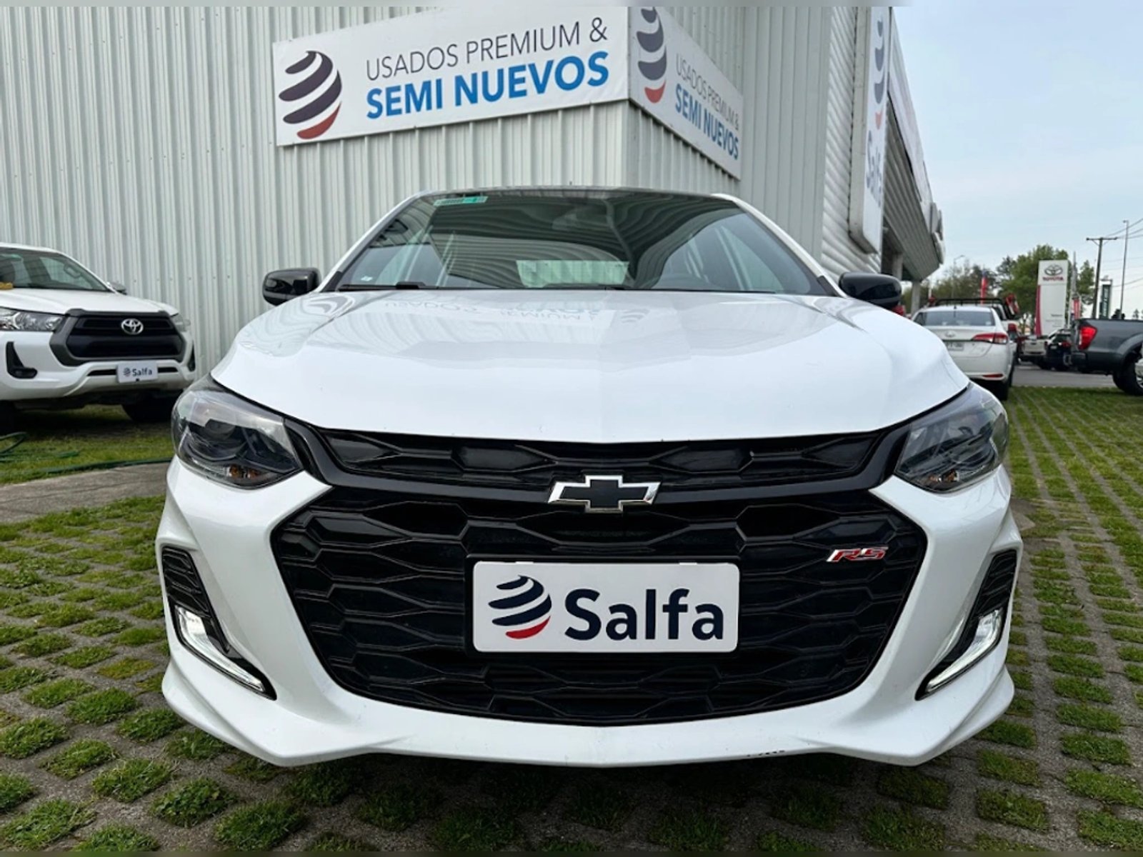 Chevrolet ONIX 1.0T RS R 4X2 HB MT 5P 2024 - Foto 3 de 17