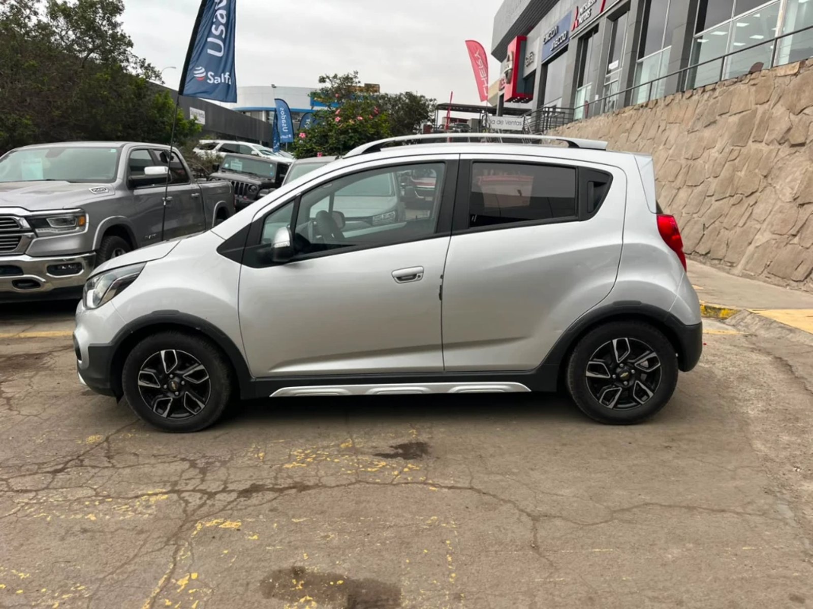 CHEVROLET SPARK 1.2 ACTIV 4X2 MT 5P 2021 - Imagen 8 de 20