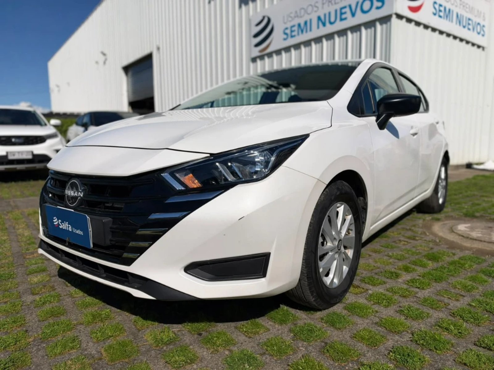 Nissan Versa 2025