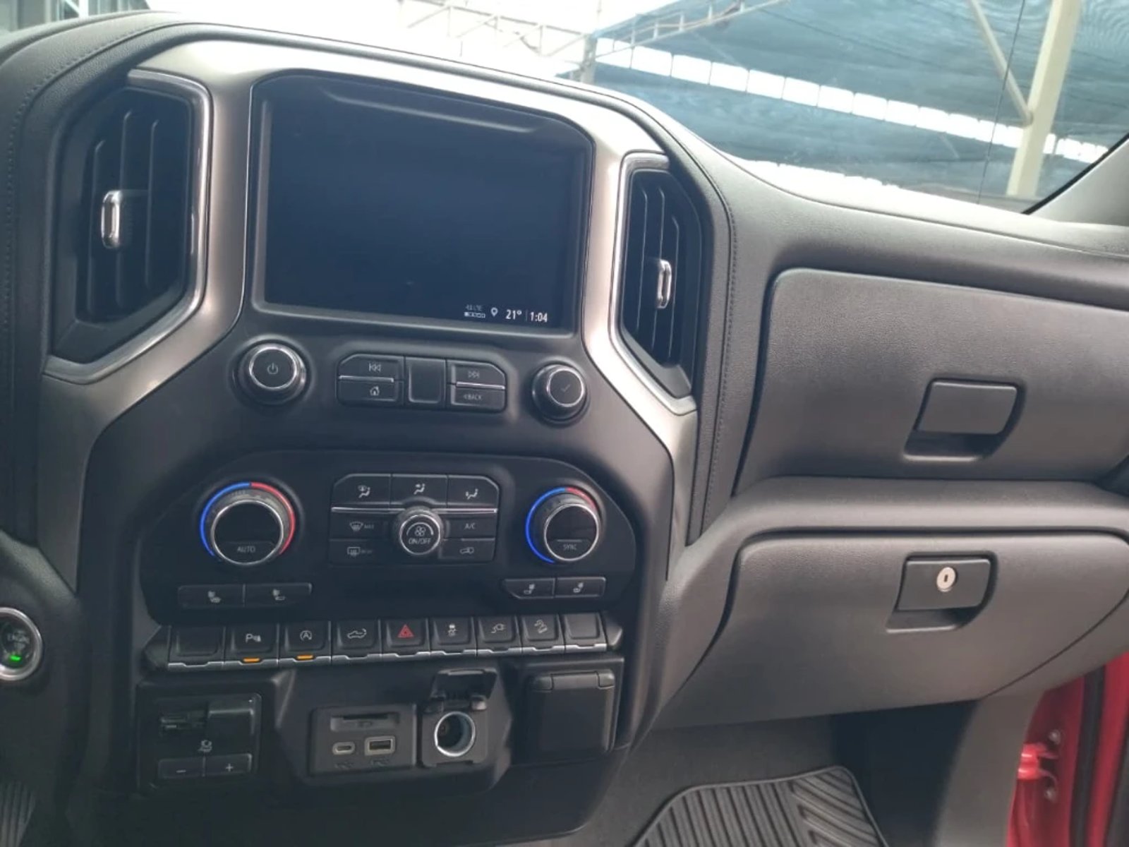 Chevrolet Silverado 2021 - Imagen 15 de 20