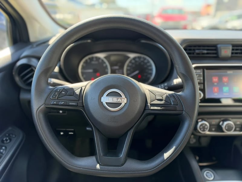 Nissan Versa 2025 - Imagen 12 de 20