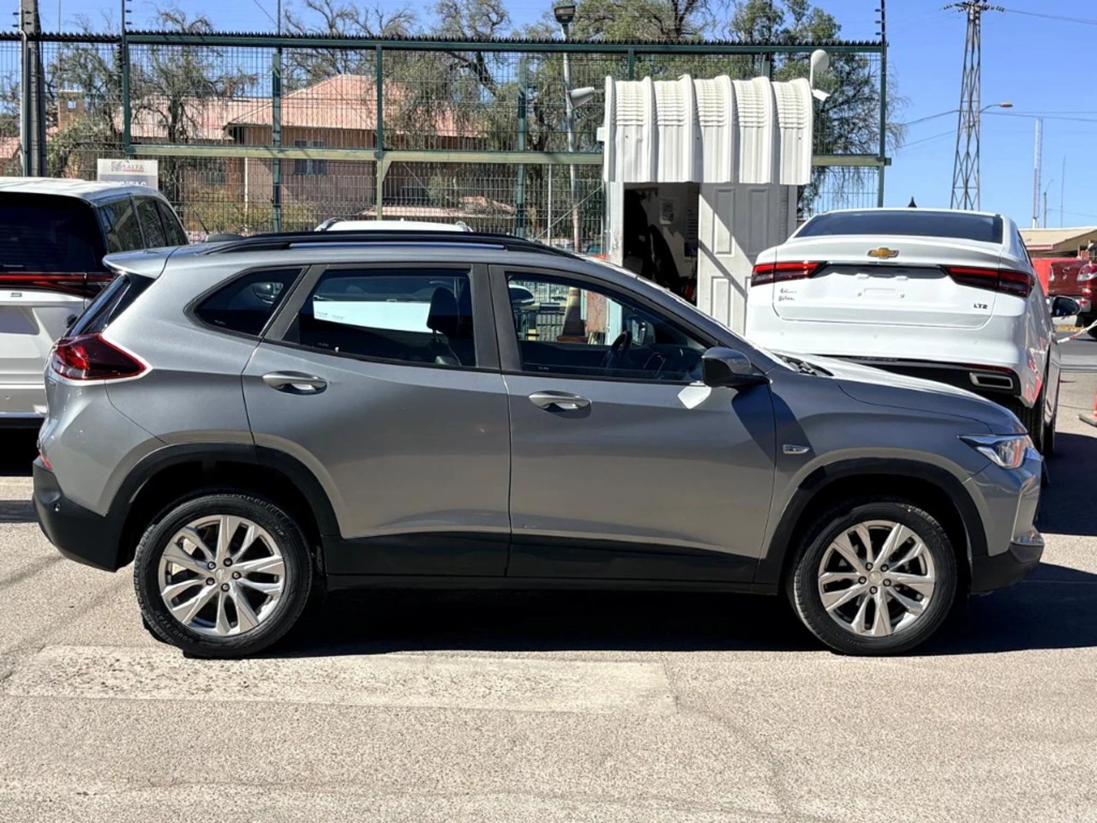CHEVROLET TRACKER 1.2T LTZ R 4X2 AT 5P 2025 - Imagen 7 de 20