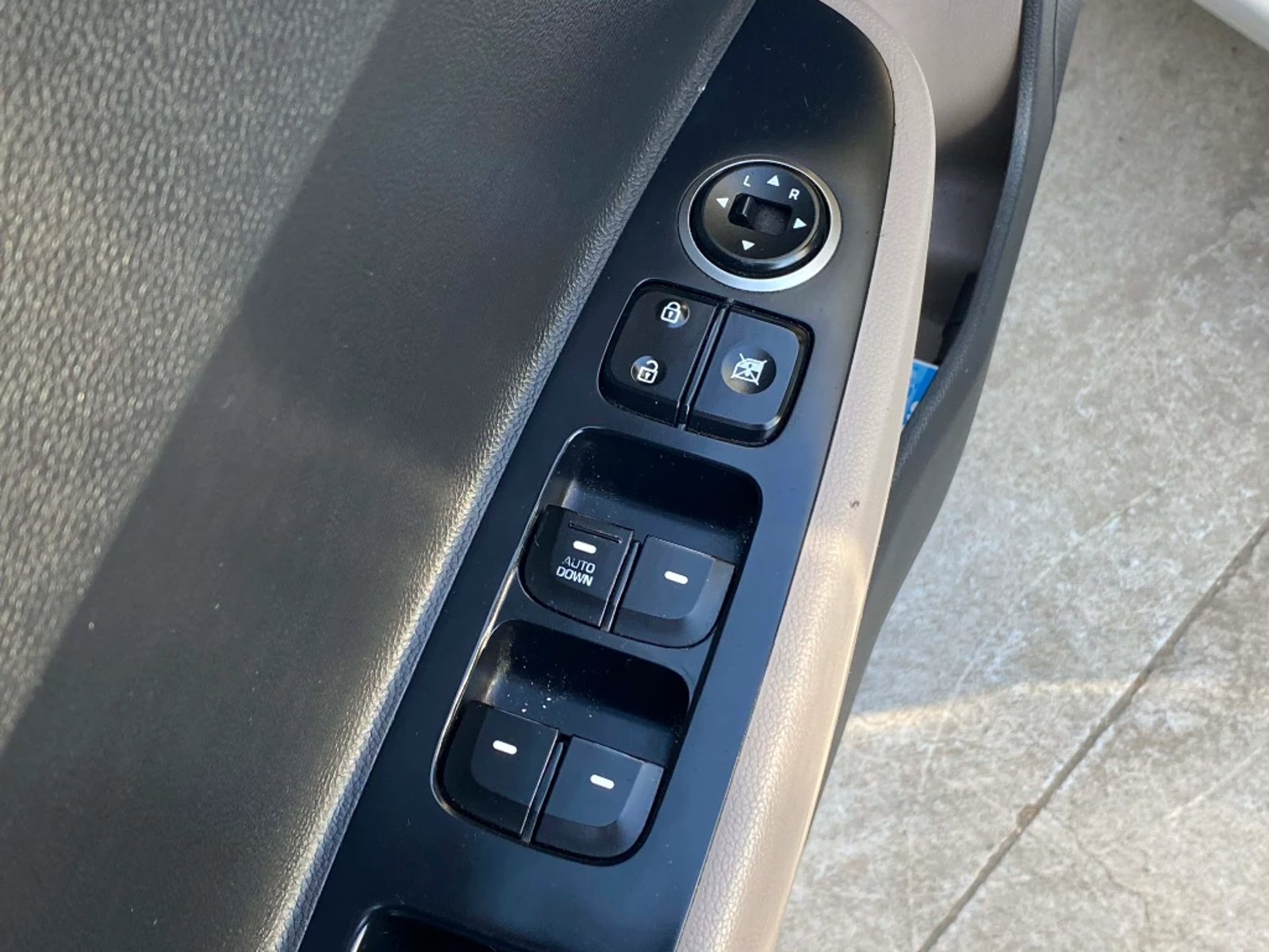 Hyundai Grand i10 2023 - Imagen 14 de 20