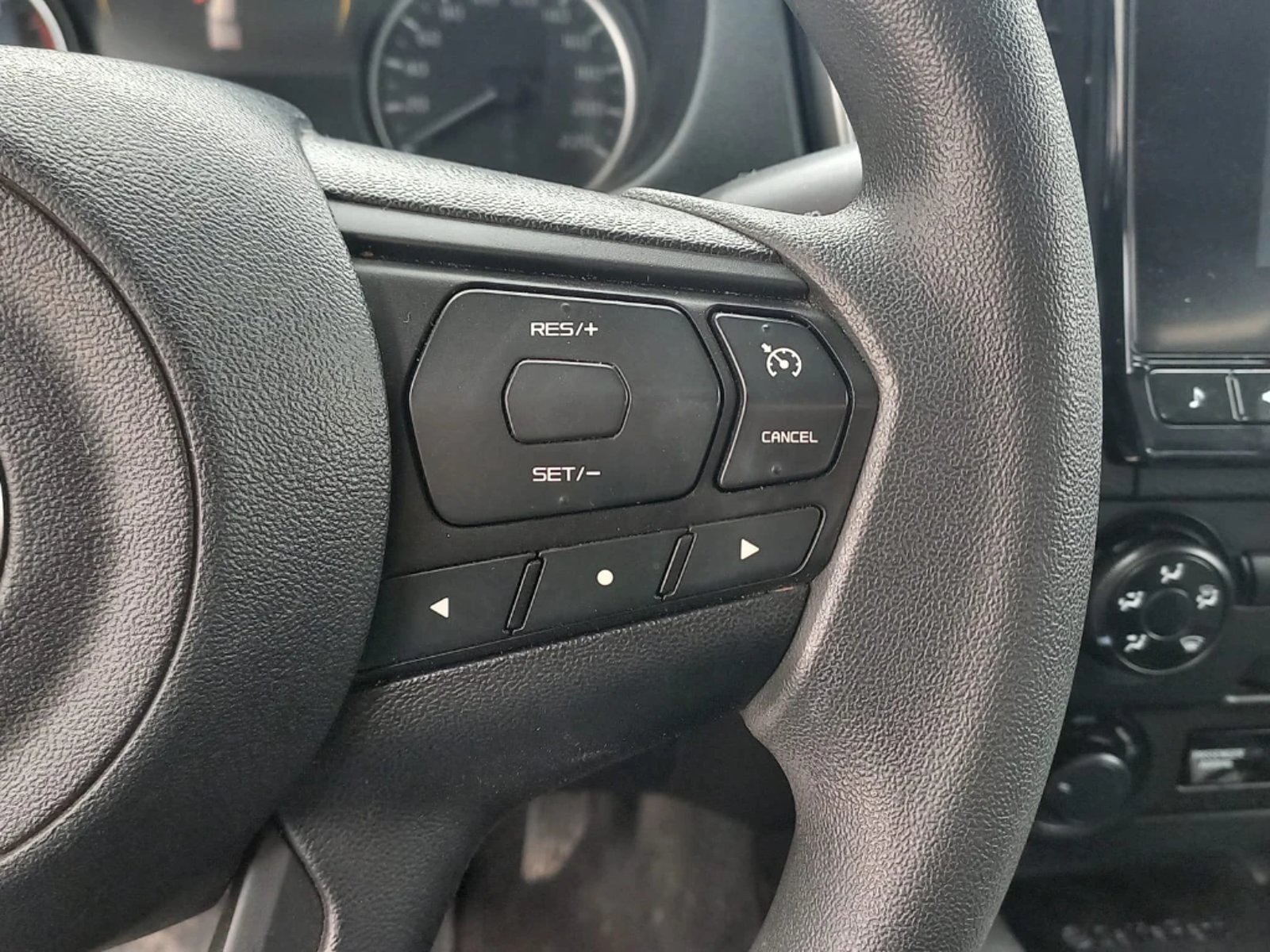 Mazda Bt-50 2024 - Imagen 18 de 20
