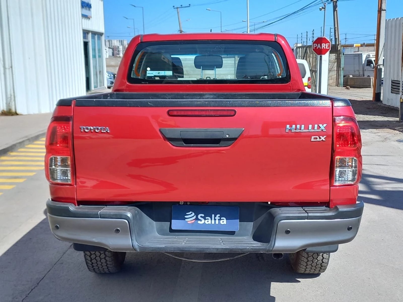 TOYOTA HILUX DCAB MT 4X4 2.4 2024 - Imagen 6 de 20