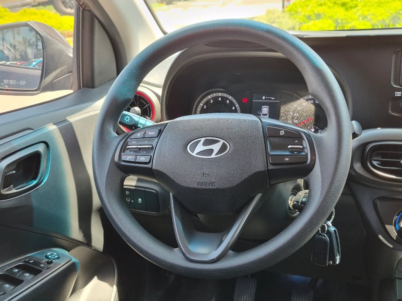 Hyundai Grand i10 2024 - Imagen 13 de 20