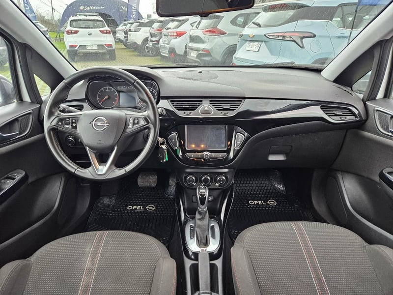 Opel Astra 2023 - Imagen 14 de 20