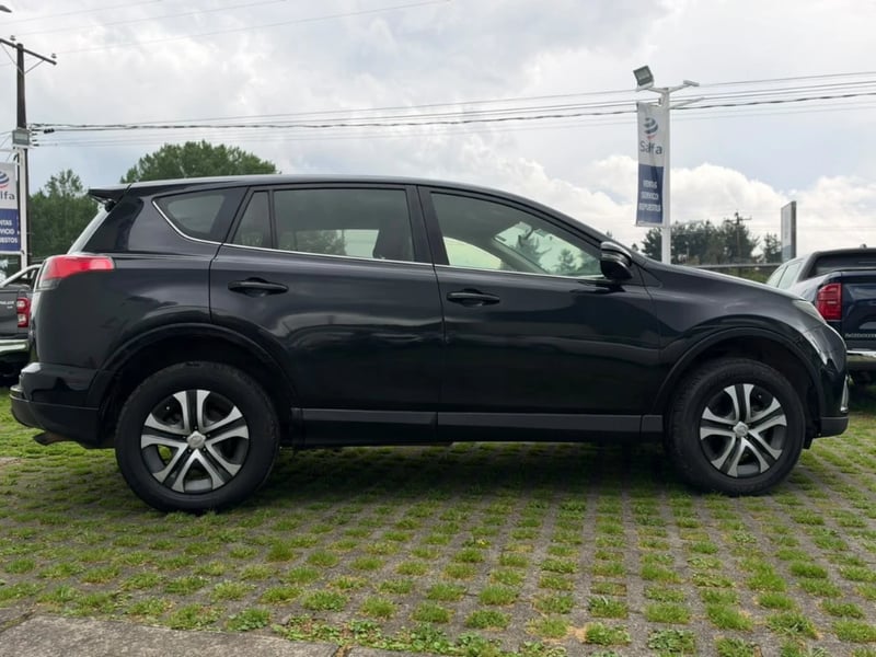 Toyota Rav4 2018 - Imagen 4 de 20