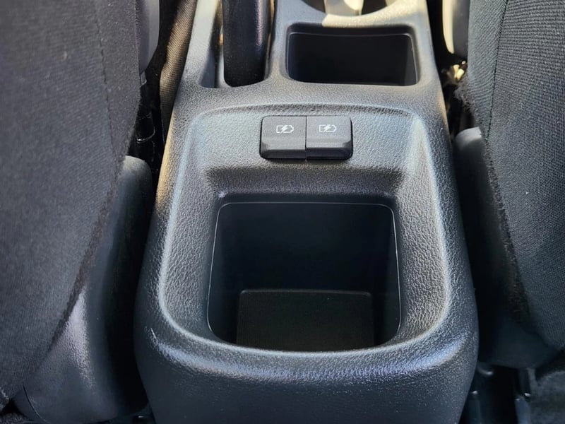 Nissan Versa 2025 - Imagen 16 de 20