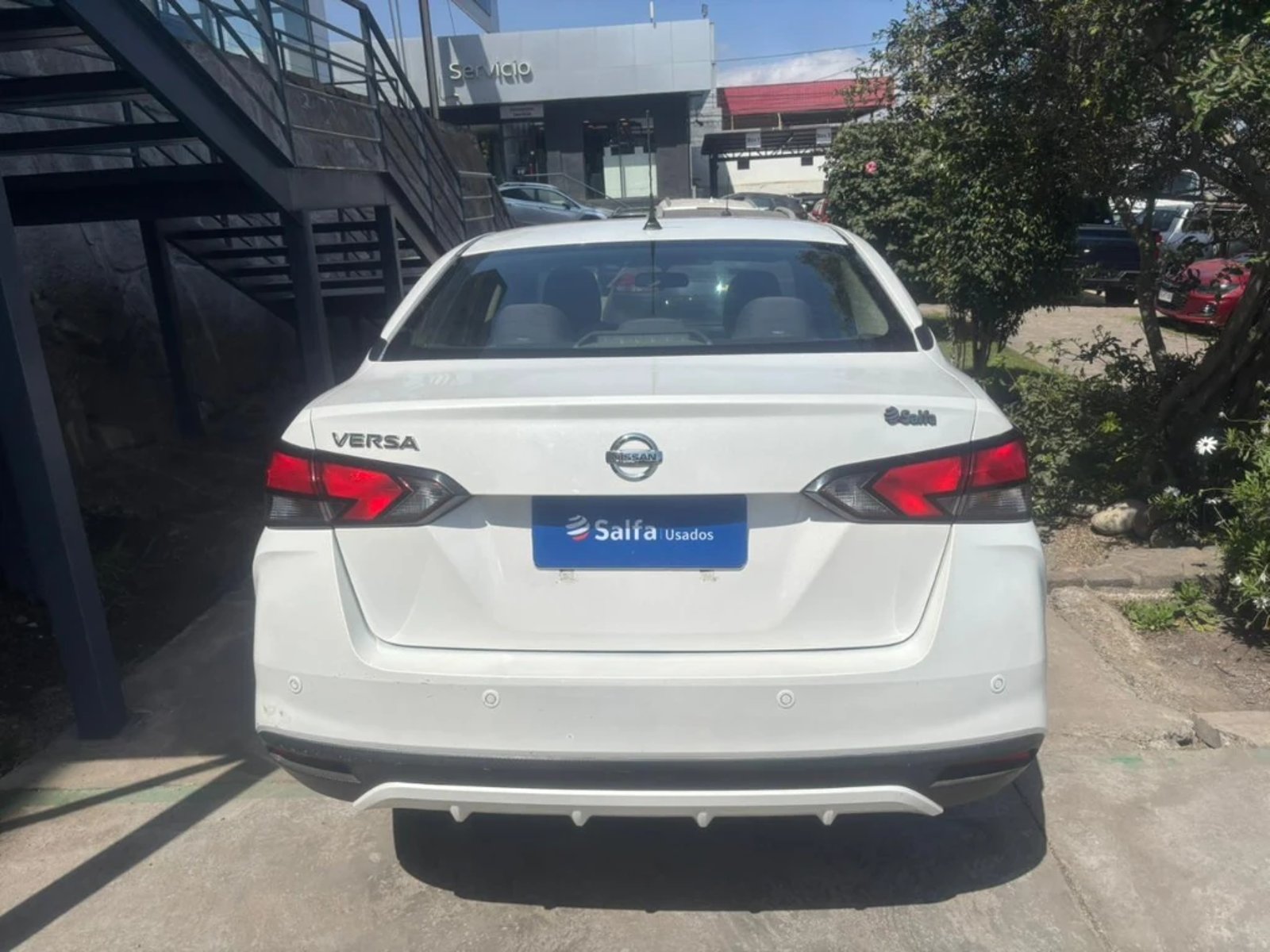Nissan Versa 2023 - Imagen 6 de 15