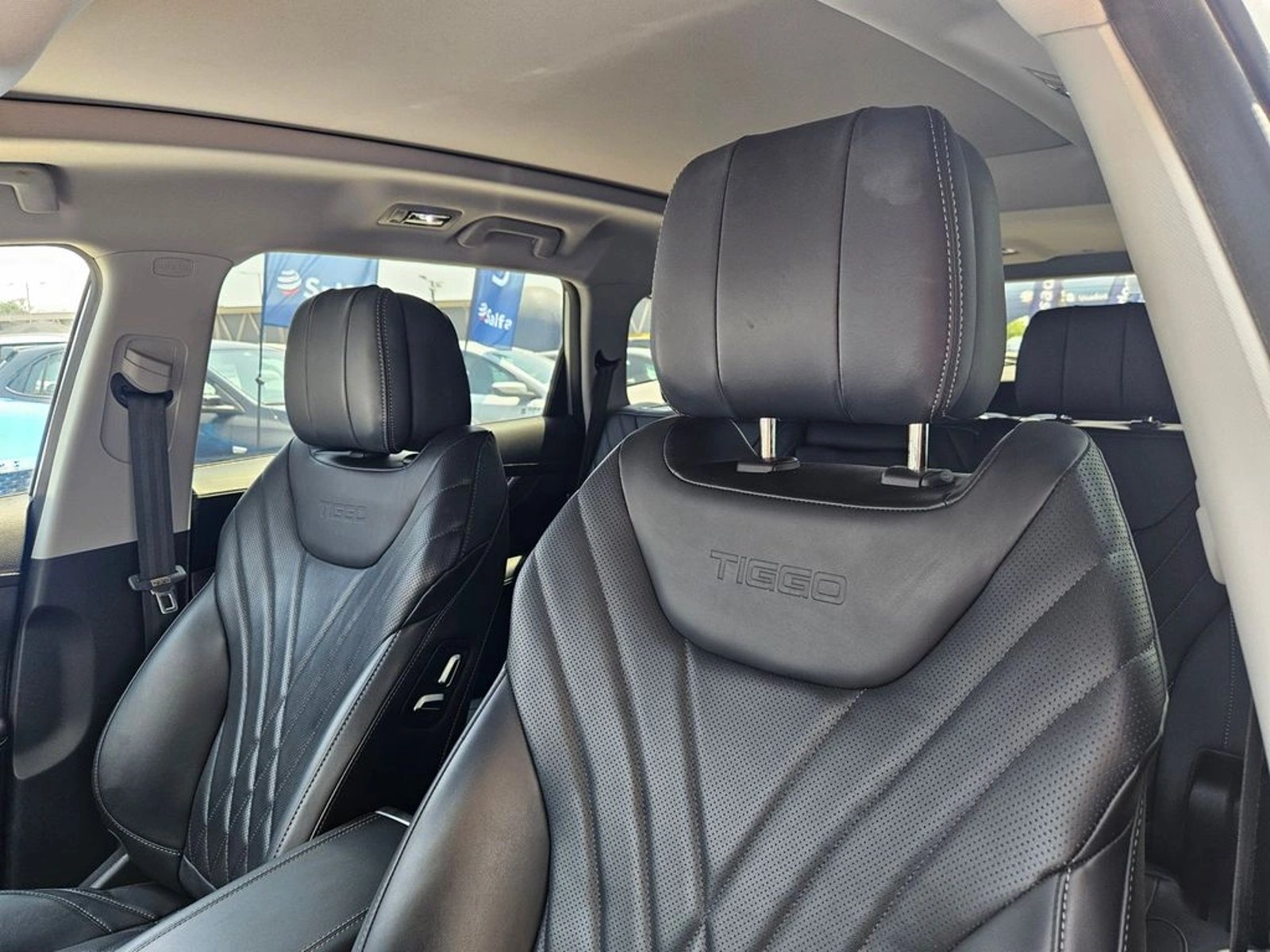 Chery TIGGO 8 PRO 2.0 TGDI GLX PRO MAX AWD AT 5P 2024 - Imagen 19 de 20