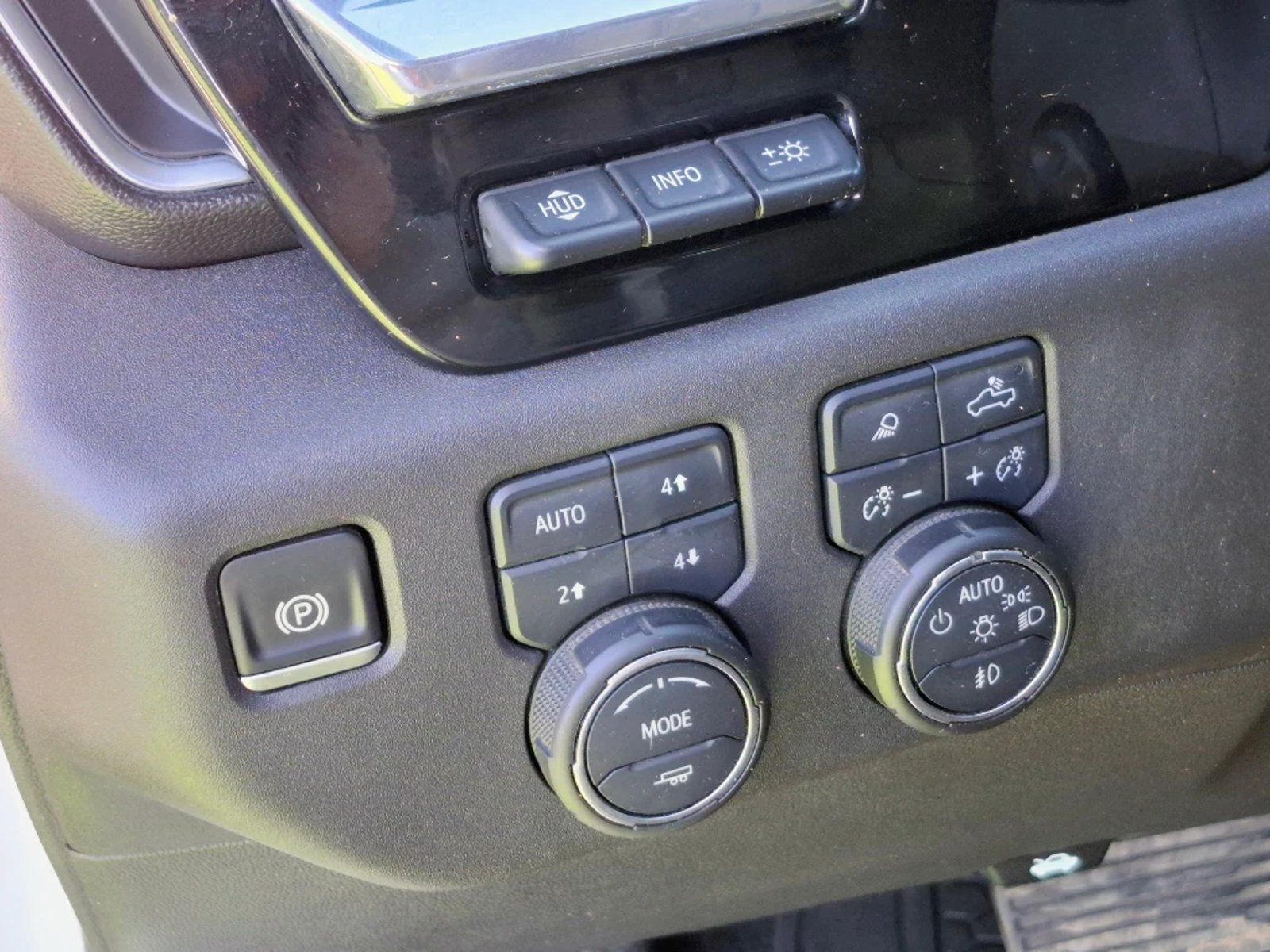 Chevrolet Silverado 2025 - Imagen 11 de 20