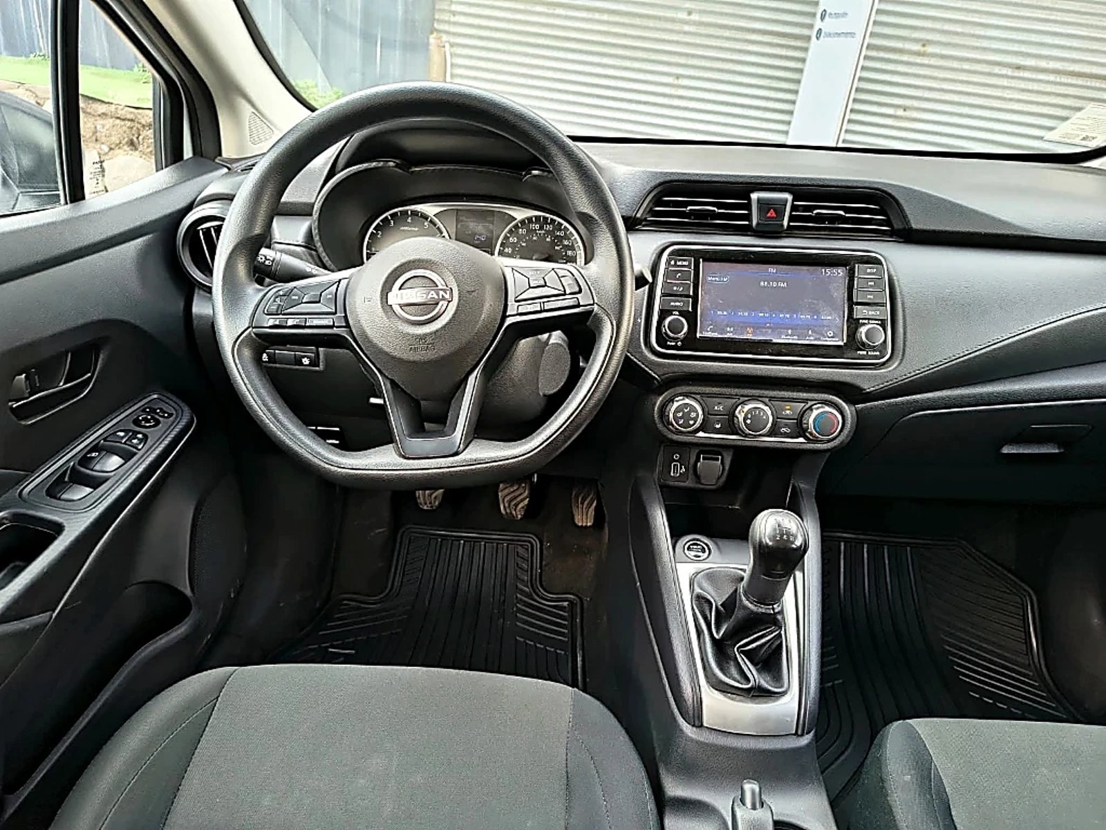 Nissan Versa 2025 - Imagen 11 de 20