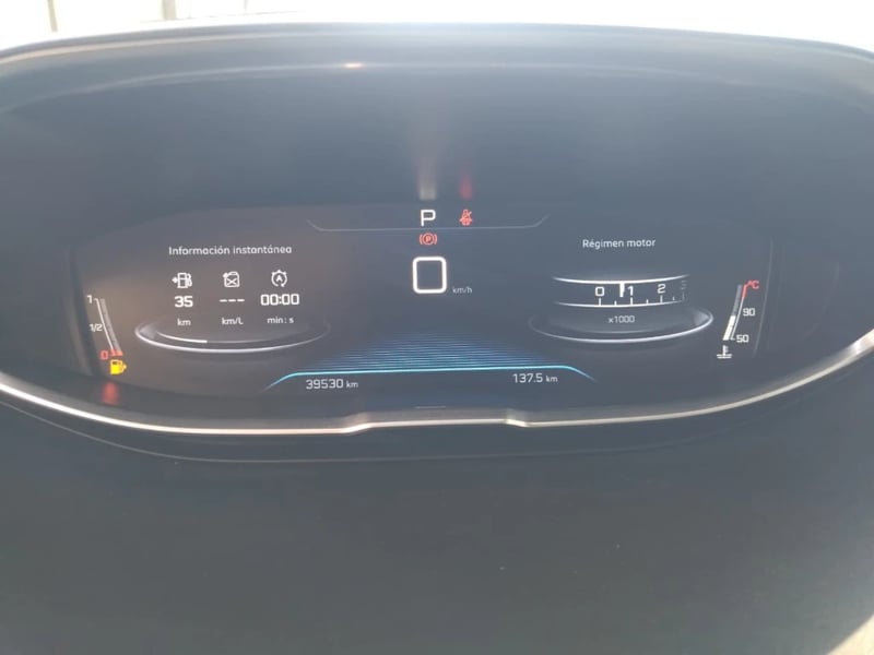 Peugeot 3008 2018 - Imagen 9 de 20