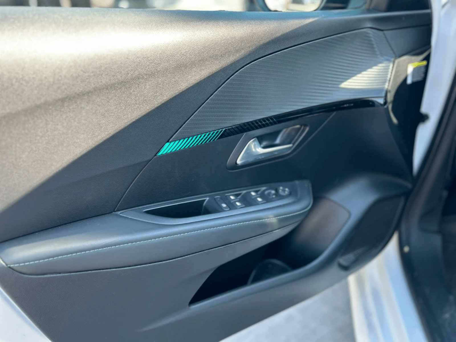 Peugeot 208 2024 - Imagen 19 de 20