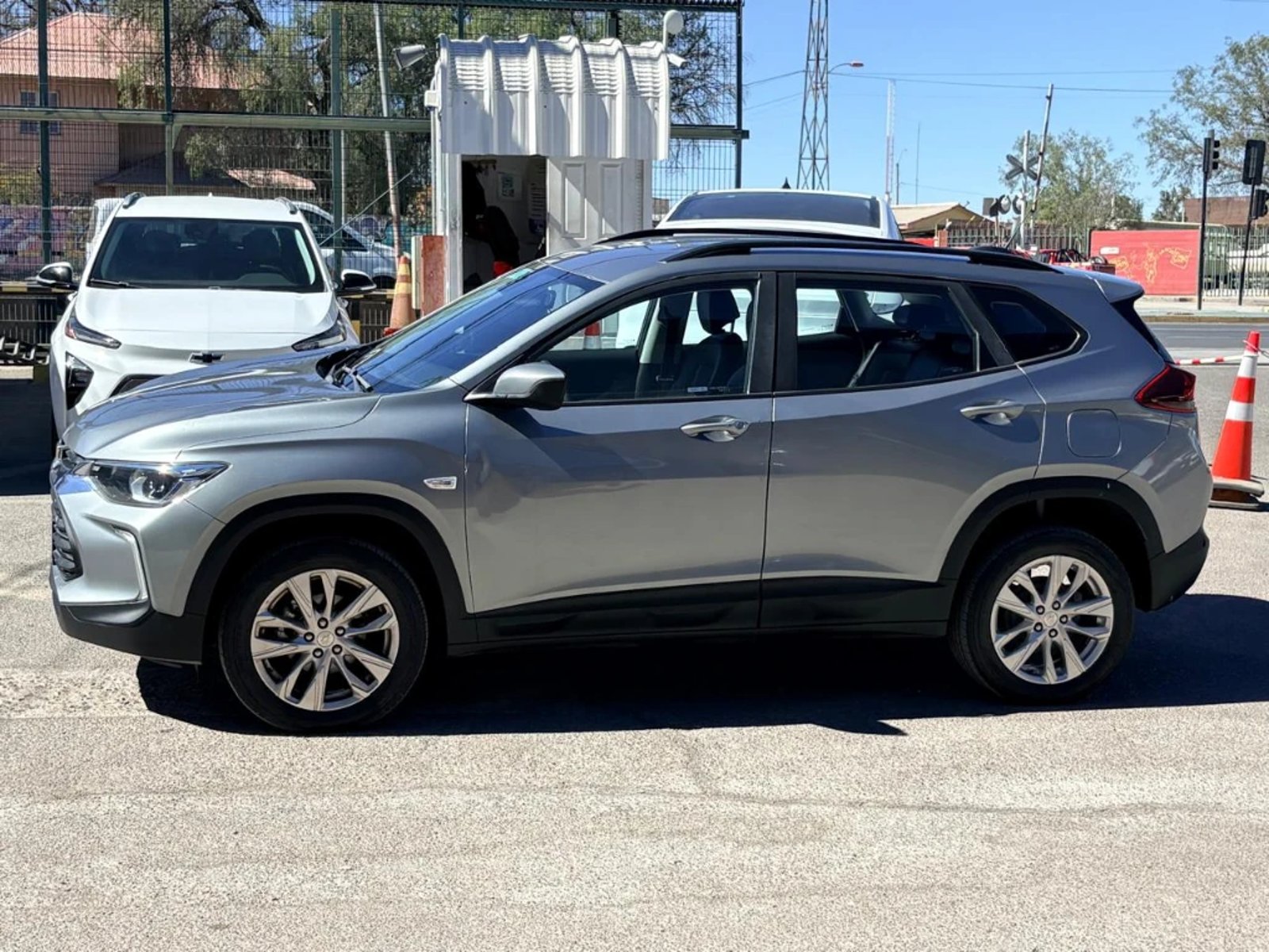 CHEVROLET TRACKER 1.2T LTZ R 4X2 AT 5P 2025 - Imagen 7 de 20