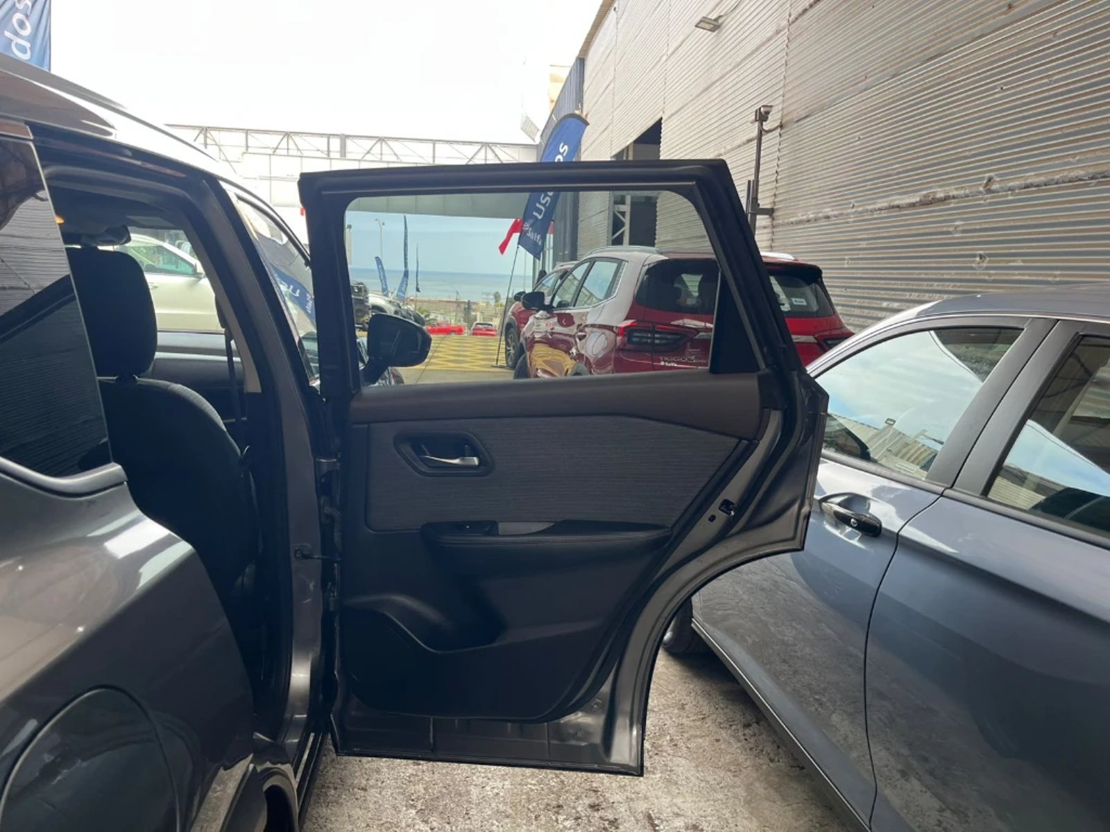 NISSAN X-TRAIL 2.5 SENSE 4X2 3ROW CVT AT 5P 2023 - Imagen 19 de 20