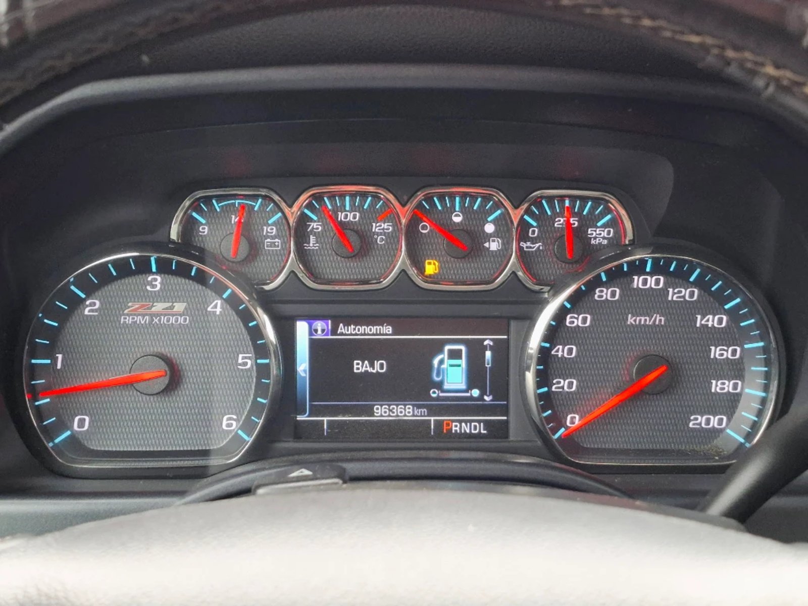 CHEVROLET SILVERADO 5.3 LT 4WD EXT Z71 DOB. CAB. AT 4P 2019 - Imagen 16 de 20