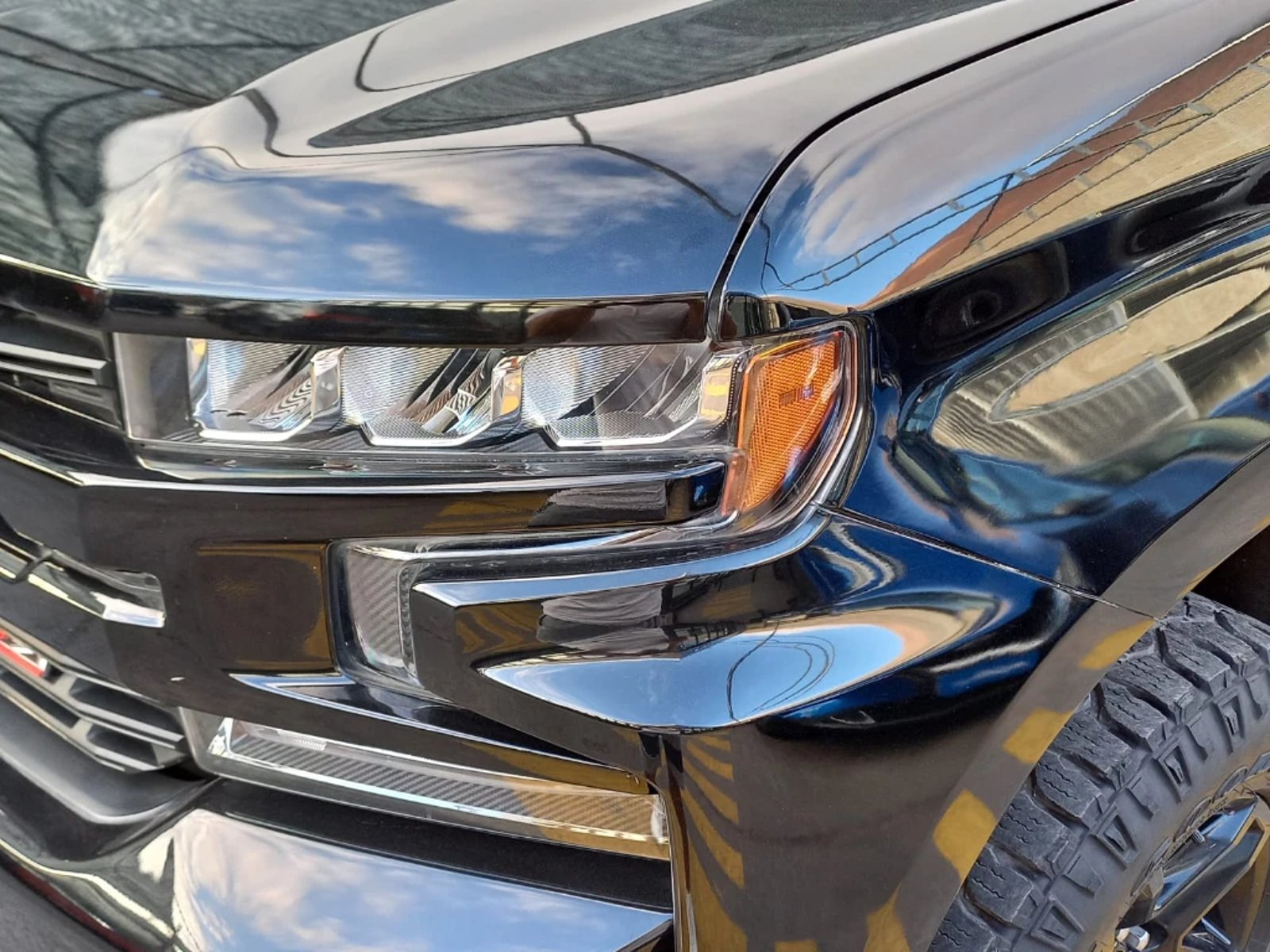 Chevrolet SILVERADO 5.3 LT TRAILBOSS Z71 4X4 AT 4P 2022 - Imagen 12 de 20