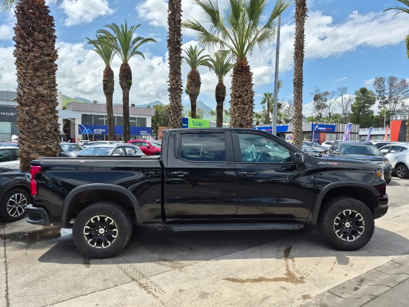 Chevrolet Silverado 2025 - Imagen 4 de 20