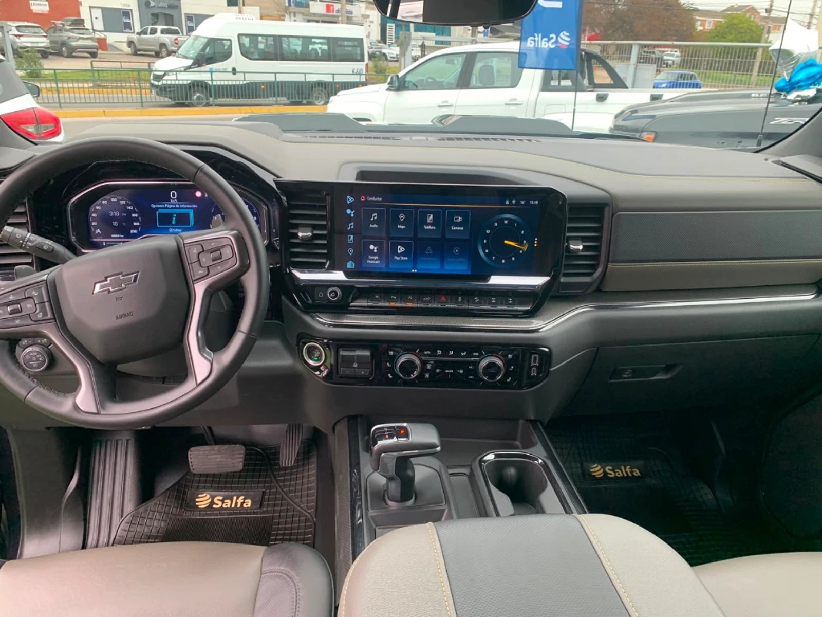Chevrolet Silverado 2024 - Imagen 10 de 17