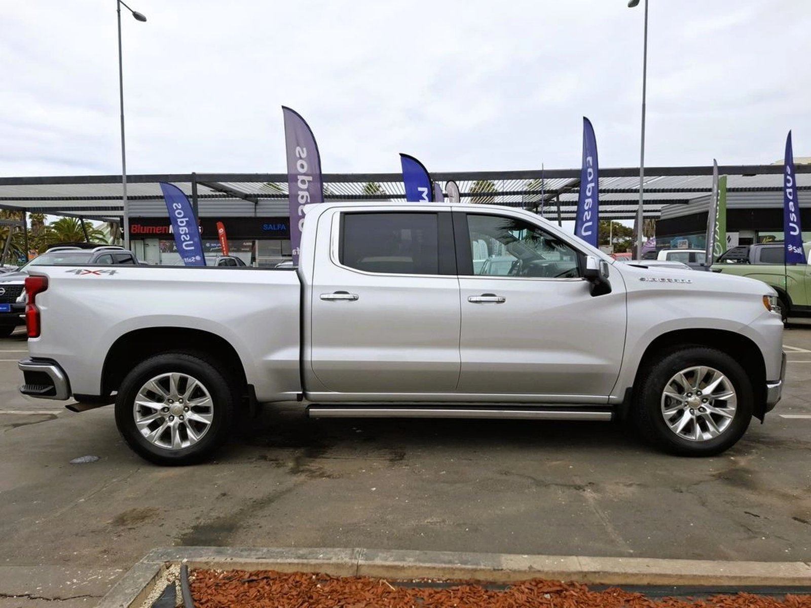 Chevrolet Silverado 2022 - Foto 5 de 20