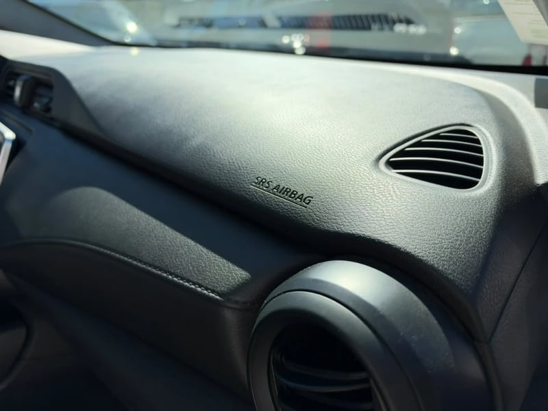 Nissan Versa 2025 - Imagen 18 de 20