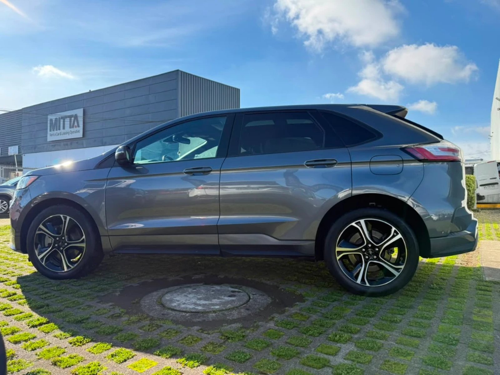 Ford Edge 2024 - Imagen 8 de 20