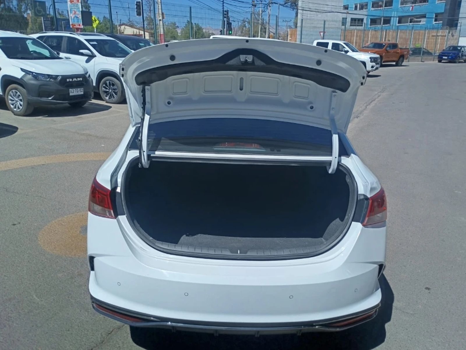 Hyundai Accent 2024 - Imagen 10 de 20