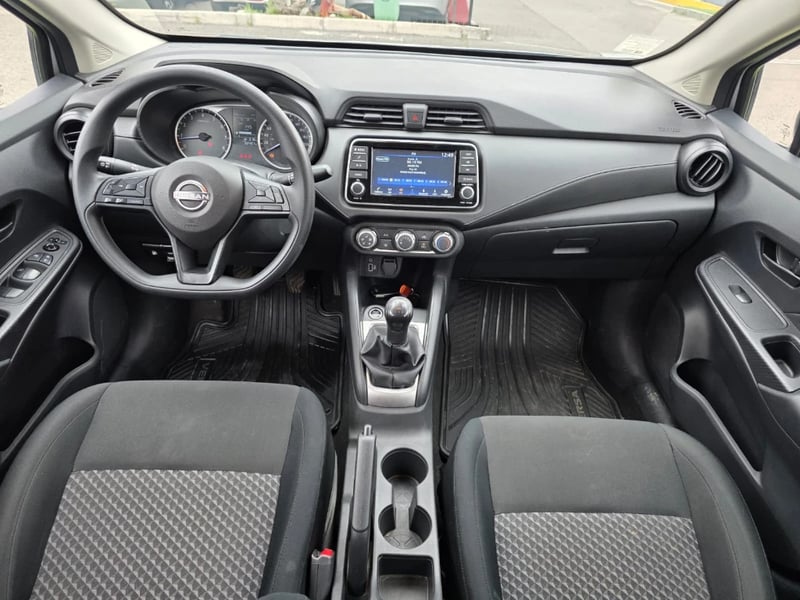 Nissan Versa 2025 - Imagen 14 de 20