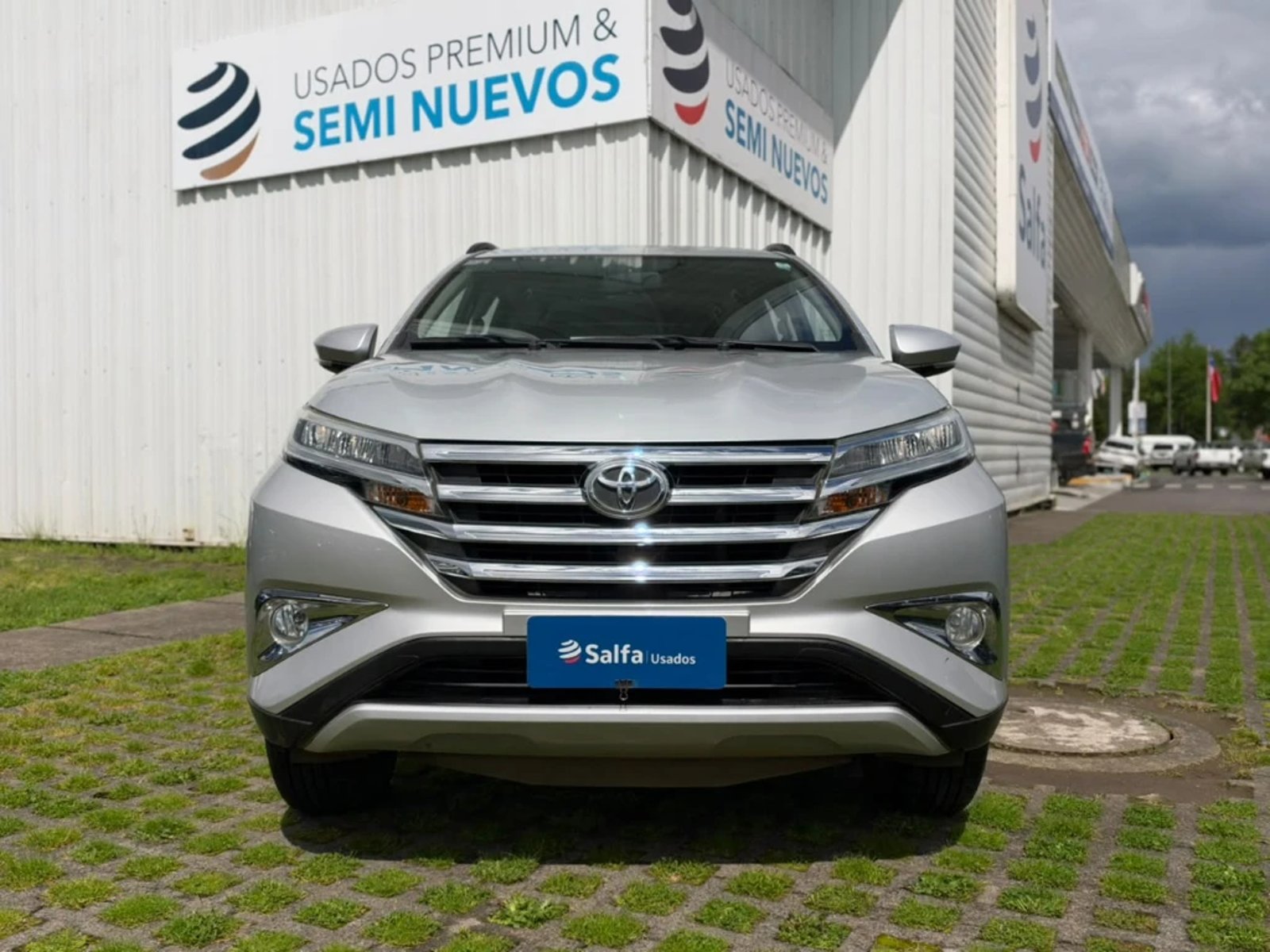 Toyota Rush 2023 - Foto 2 de 20